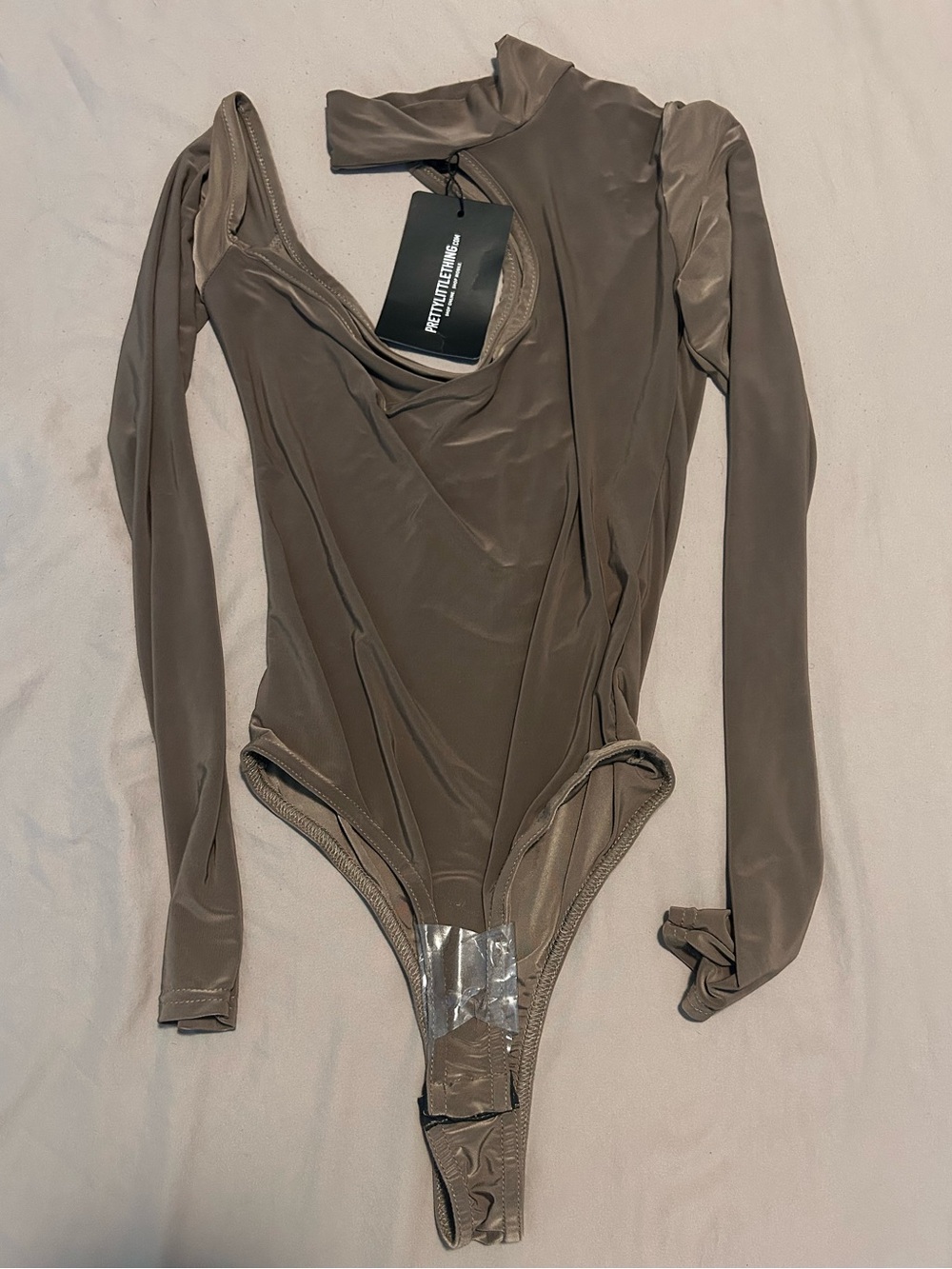 NWT PrettyLittleThing Chocolate Slinky Bodysuit High Neck Cut Out Size 6